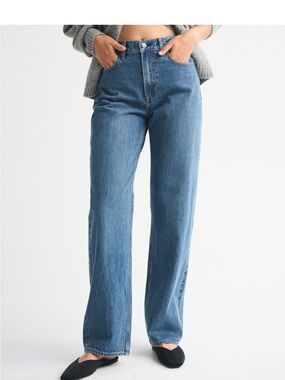 Abercrombie & Fitch High Rise Loose Jeans Size 27 Long